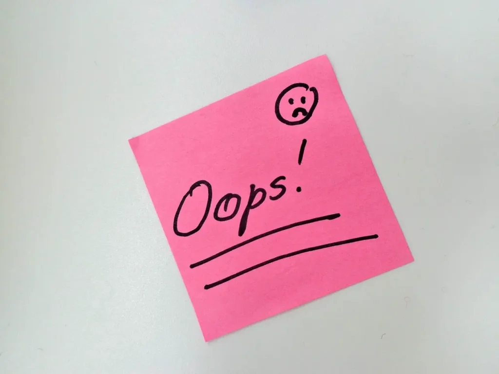 Common personal training mistakes beginners make, symbolized by an 'Oops' sticky note