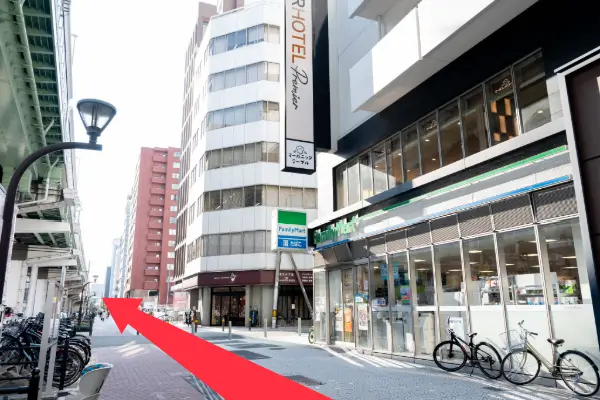 地下鉄本町駅24番出口からのルート2