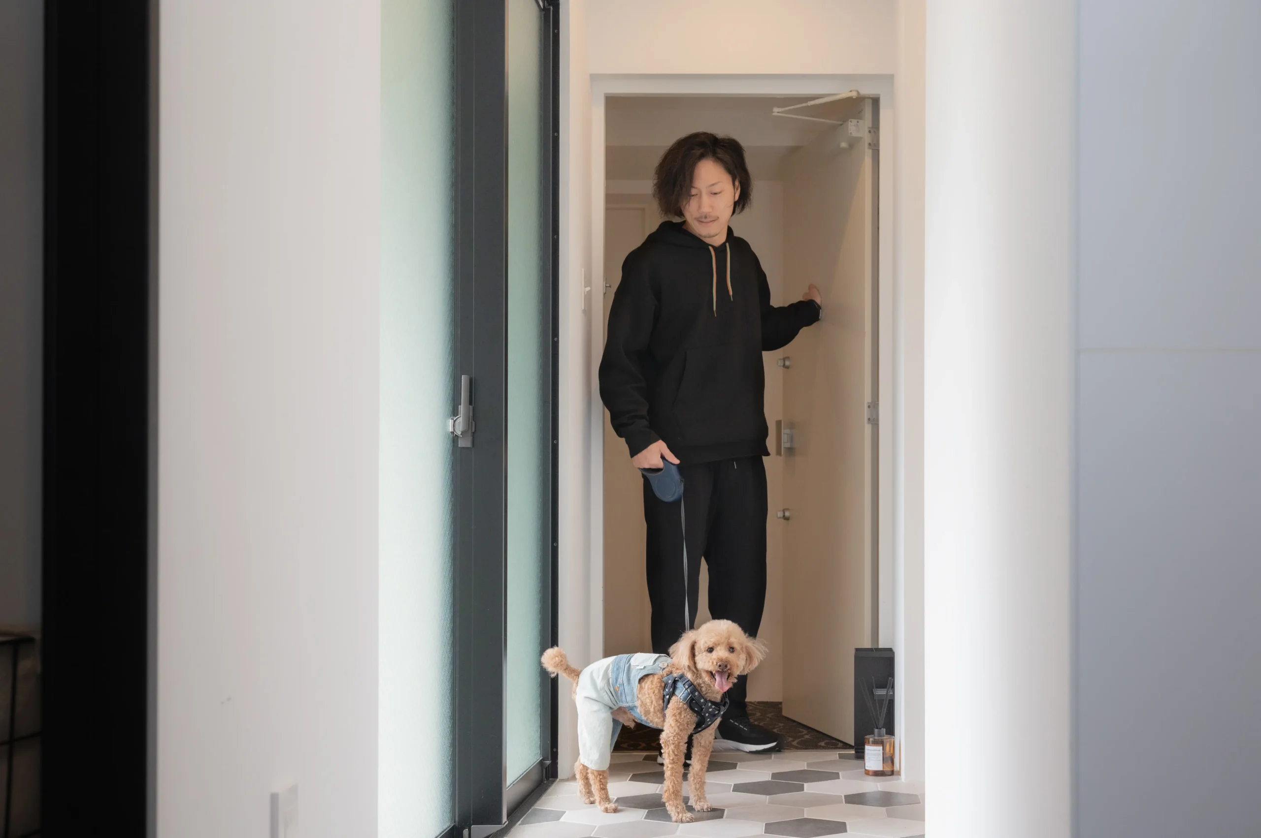 大阪市西区本町のペット同伴OKのパーソナルトレーニングジムFIT HIVE（フィットファイブ）の犬同伴時の来店イメージ